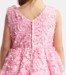 barnklänning, festklänning för barn, fuchsia barnklänning, Naomi klänning, eleganta barnkläder, prinsessklänning barn, flickkläder fest, barnmode, festkläder barn, klänning med blommor