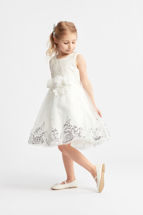 barnklänning, elegant barnklänning, klänning för flickor, vita barnklänningar, festklänning barn, dopklänning, bröllopsklänning barn, Amy Vit klänning, dekorerade barnklänningar