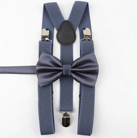 pojkset, grafit hängslen, grafit fluga, elegant pojklädsel, högkvalitativt barnmode, justerbara hängslen, elegans för pojkar, familjemiddag, bröllop, skolaktiviteter