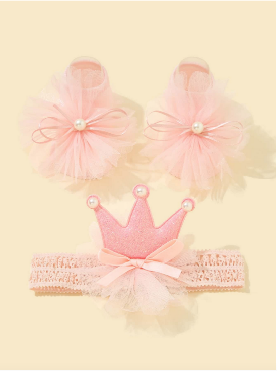 prinsessans strumpor, kungligt touch, barnaccessoarer, halkfria strumpor, tyllhårband, krona för barn, eleganta barnkläder, pastellrosa barnkläder, presentidéer för barn, unika barnprodukter