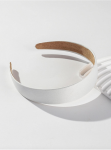 elegant hårband, vita hårband, hårband för flickor, högkvalitativt hårband, barnaccessoarer, satängfinish hårband, bekvämt hårband, stilfulla barnkläder, hårband för speciella tillfällen, flickaccessoarer