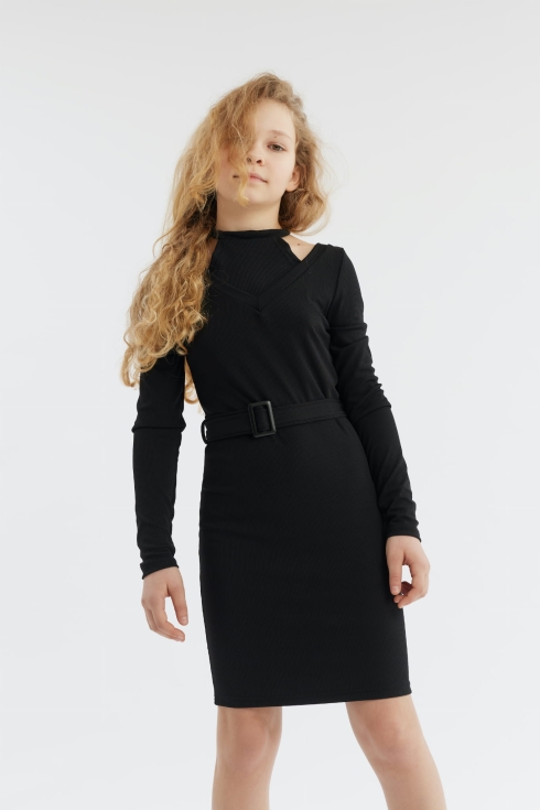 Elegant flickklänning, Leticia Svart, klänning för speciella tillfällen, modern barnklänning, svart flickklänning, festkläder för barn, barnmode, elegans för barn