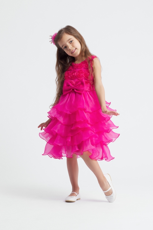 Festklänning för flickor, Elodie klänning, Klänning i fuchsia, Eleganta barnkläder, 3D-blomma klänning, Klänningar för speciella tillfällen, Första kommunion kläder, Barnmode, Volangklänning för barn, Bekväma klänningar för ceremonier